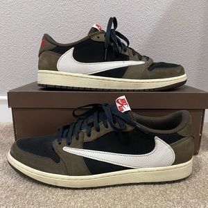 Jordan 1 Retro Low OG SP Travis Scott